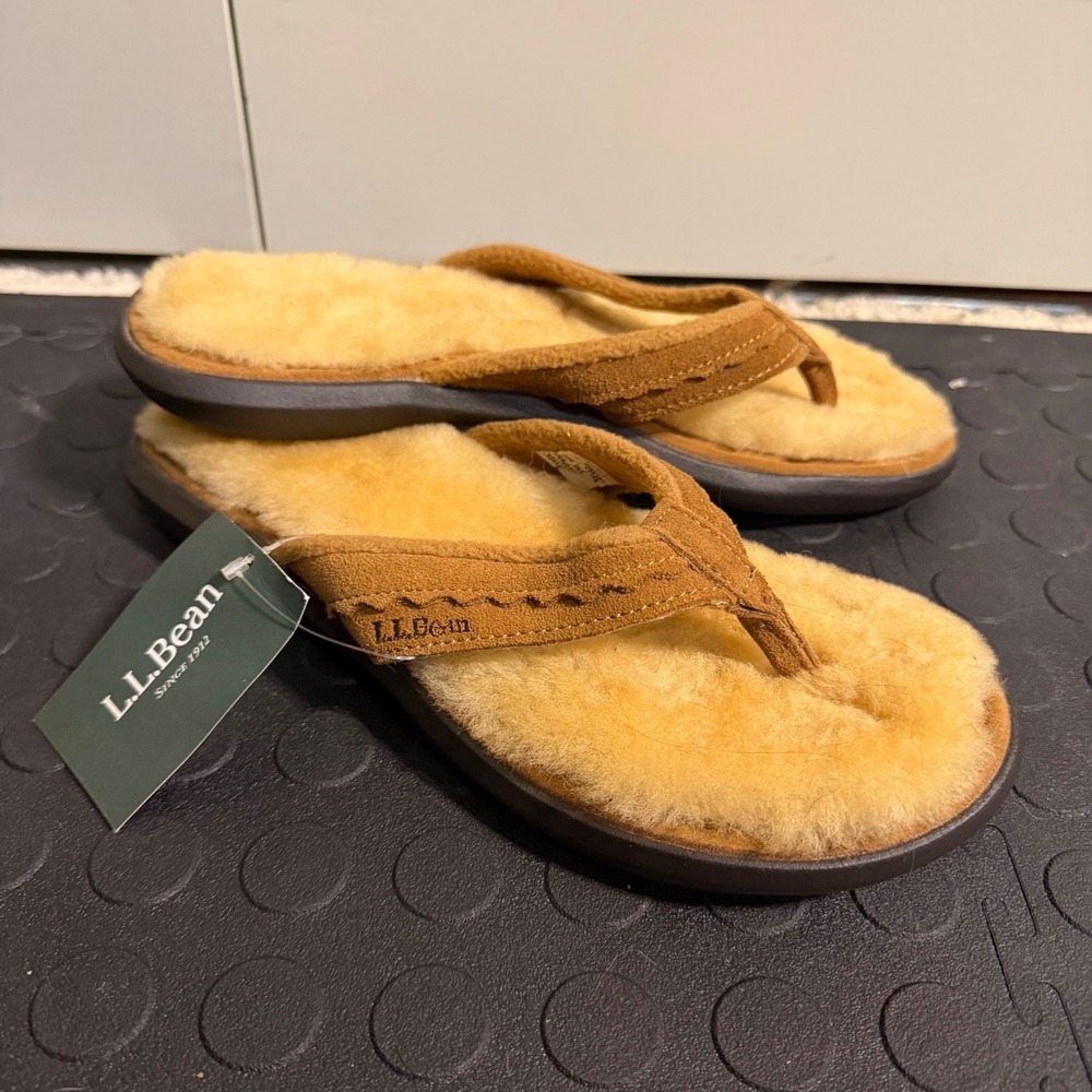 NEW LL Bean Wicked Good Flip Flop Slippers Suede Shearling Tan Brown Womens 8
